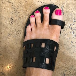 Antonio Melani made in Italy leather sandals